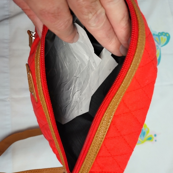 STONE MOUNTAIN Women's Crossbody Purse Quilted Lockport Style Coral Color NWT - Picture 8 of 16